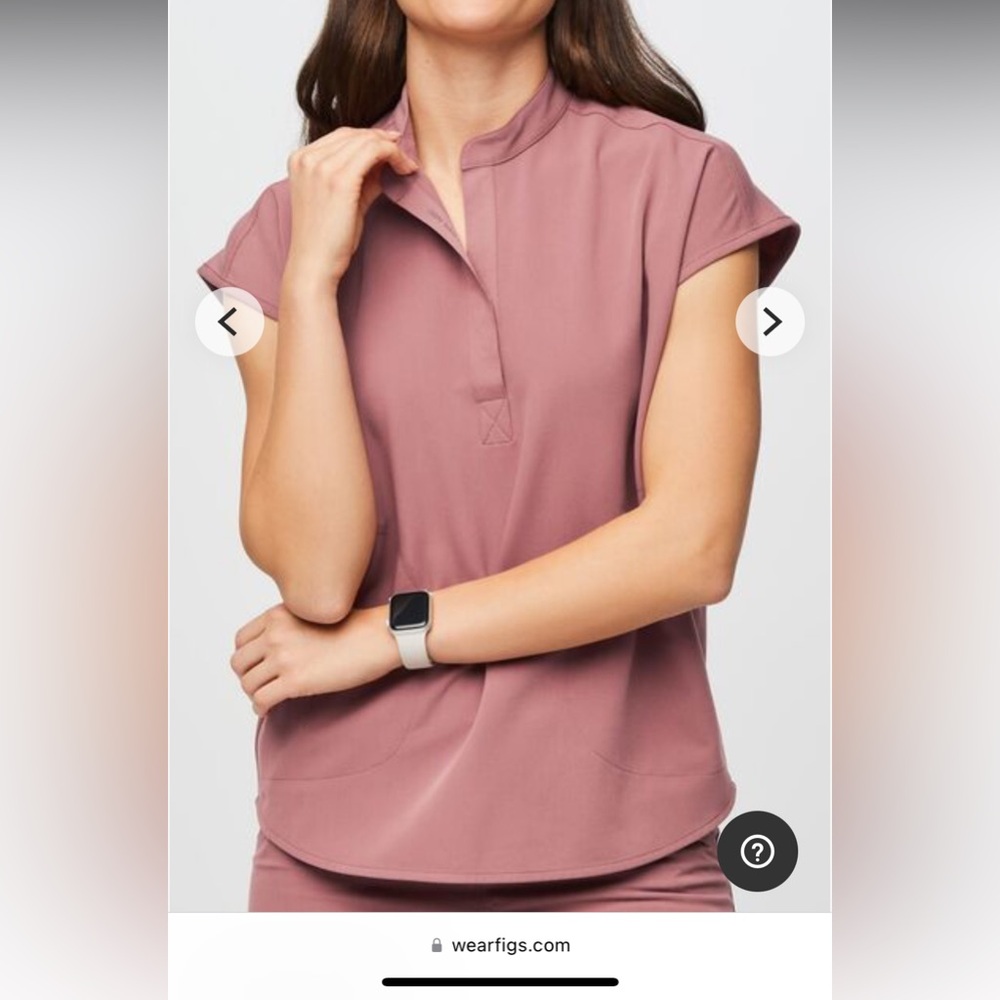 Women’s Mauve Rafaela scrub top figs 😋